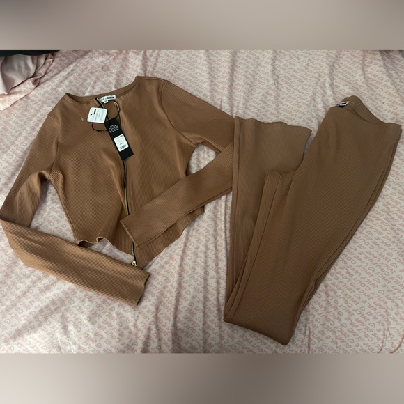 Chic SNATCHED Two-Piece Set in Taupe - Picture 9 of 14